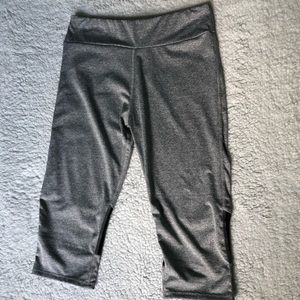 Athletic Capri Leggings